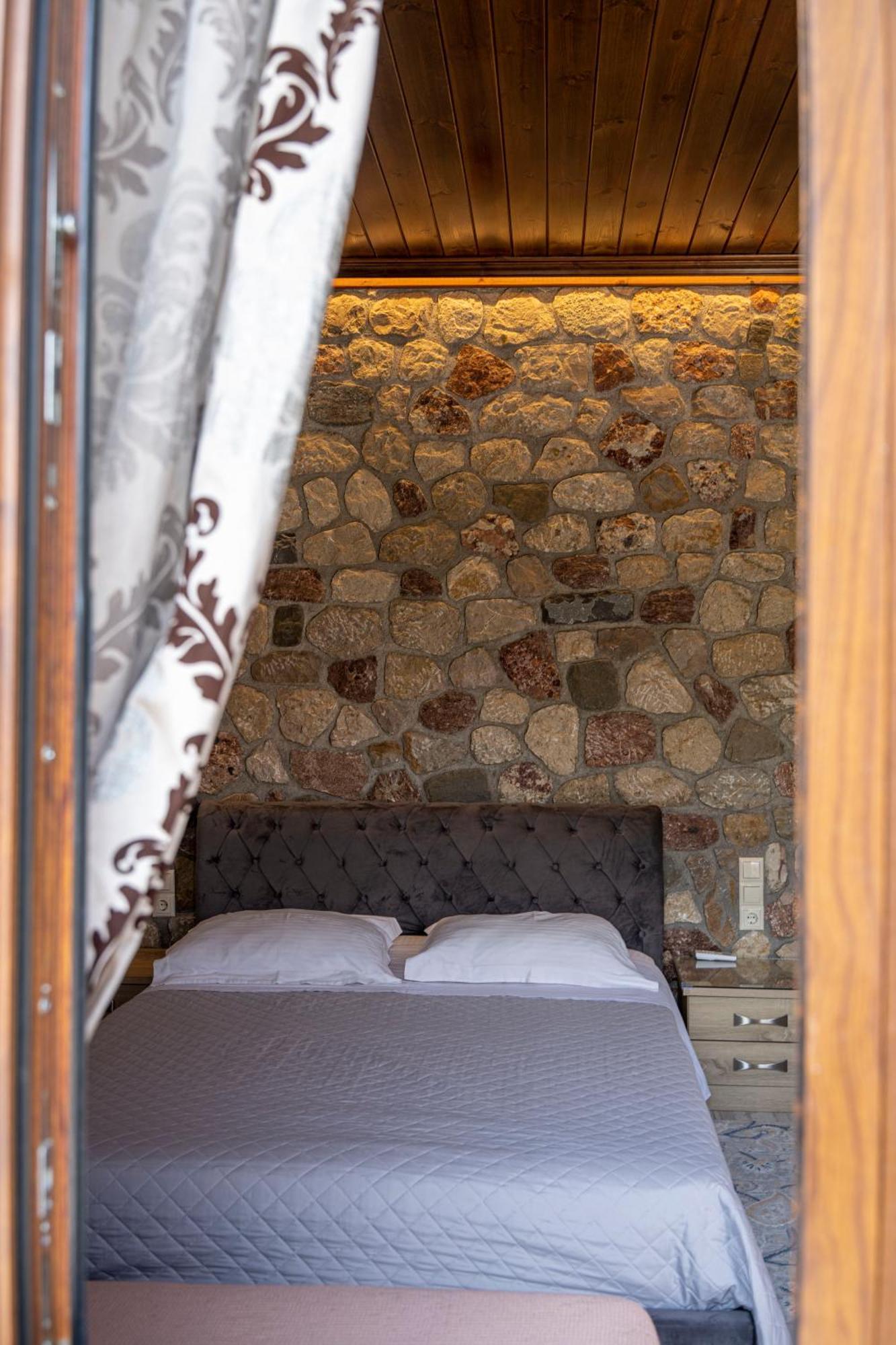 Liontos Rooms Pramanta Dış mekan fotoğraf