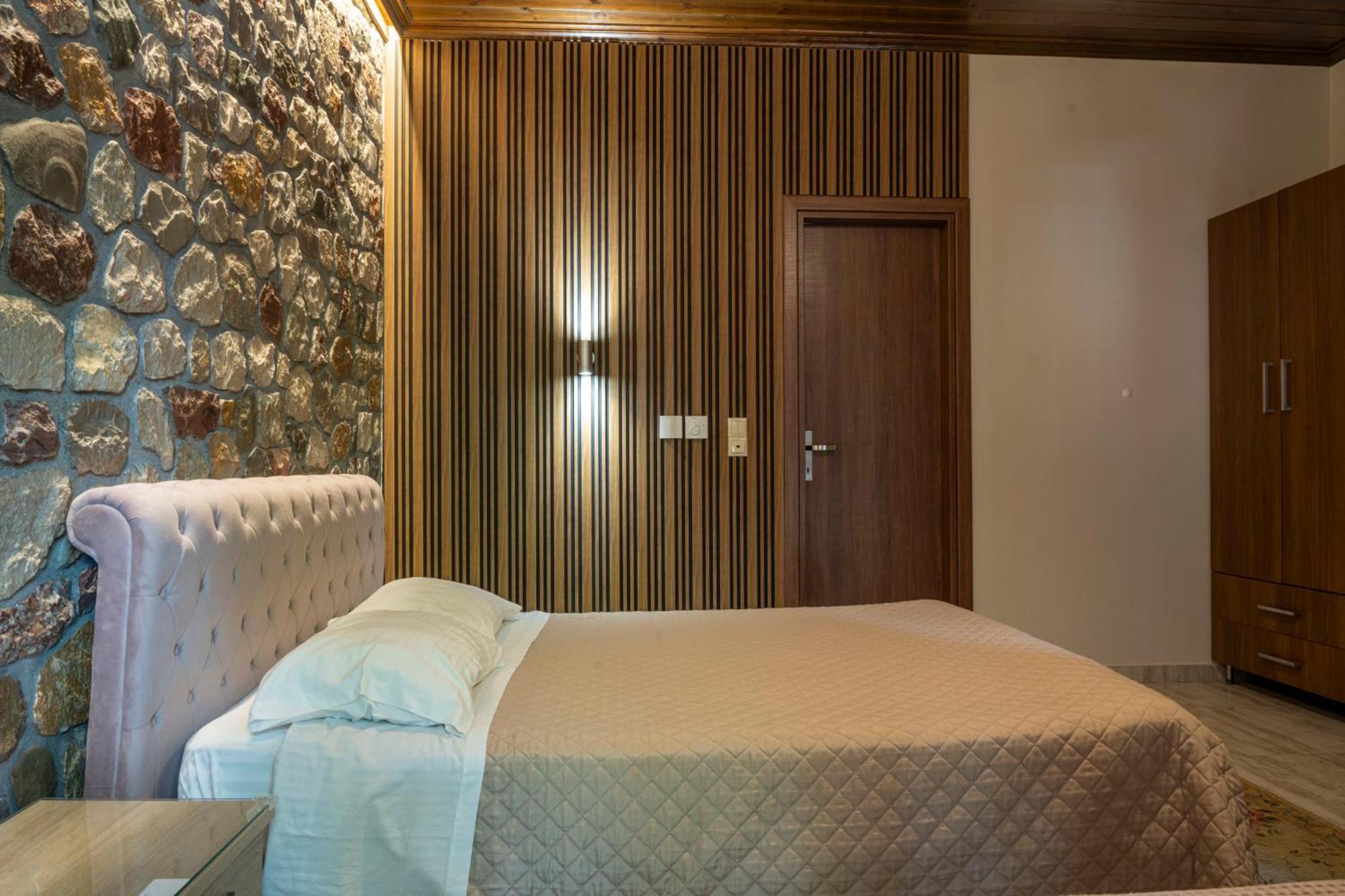 Liontos Rooms Pramanta Dış mekan fotoğraf