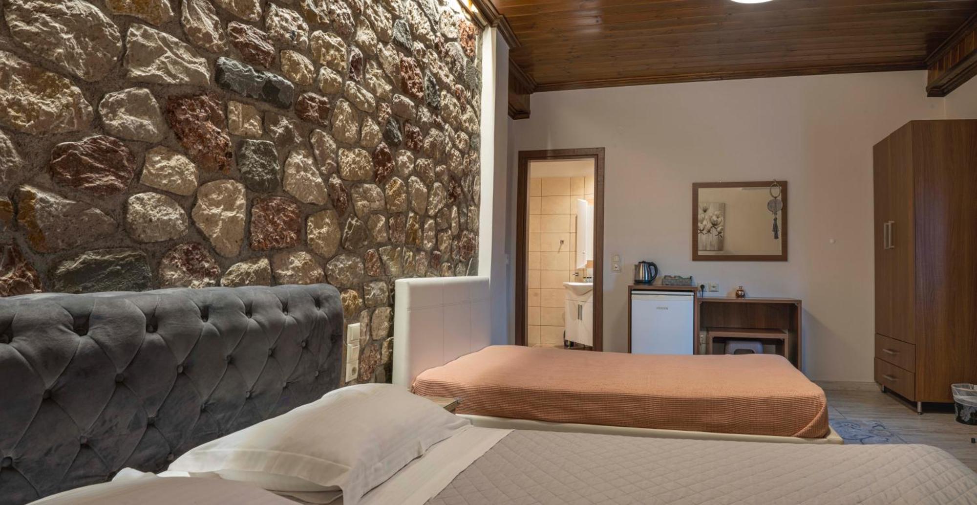 Liontos Rooms Pramanta Dış mekan fotoğraf